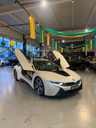 BMW i8 1.5 12V HYBRID EDRIVE AUTOMÁTICO BMW i8 1.5 12V HYBRID EDRIVE AUTOMÁTICO